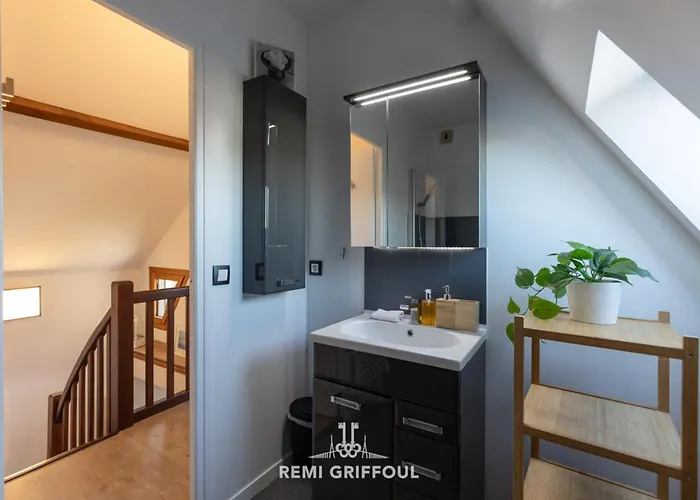 28 Bonnes Raisons - Lovely Duplex - Center With Private Parking Apartment Honfleur