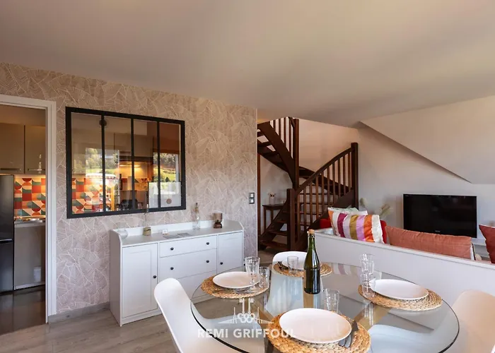 28 Bonnes Raisons - Lovely Duplex - Center With Private Parking Ονφλέρ